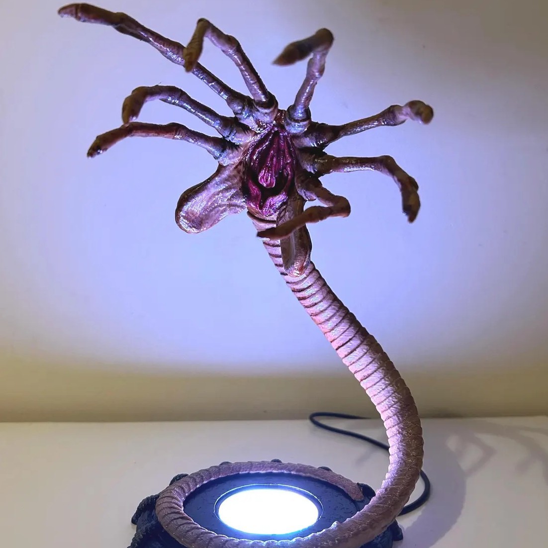 Alien Facehugger Lamp Nightlig - đánh giá và giá Lighting Decoration For Home