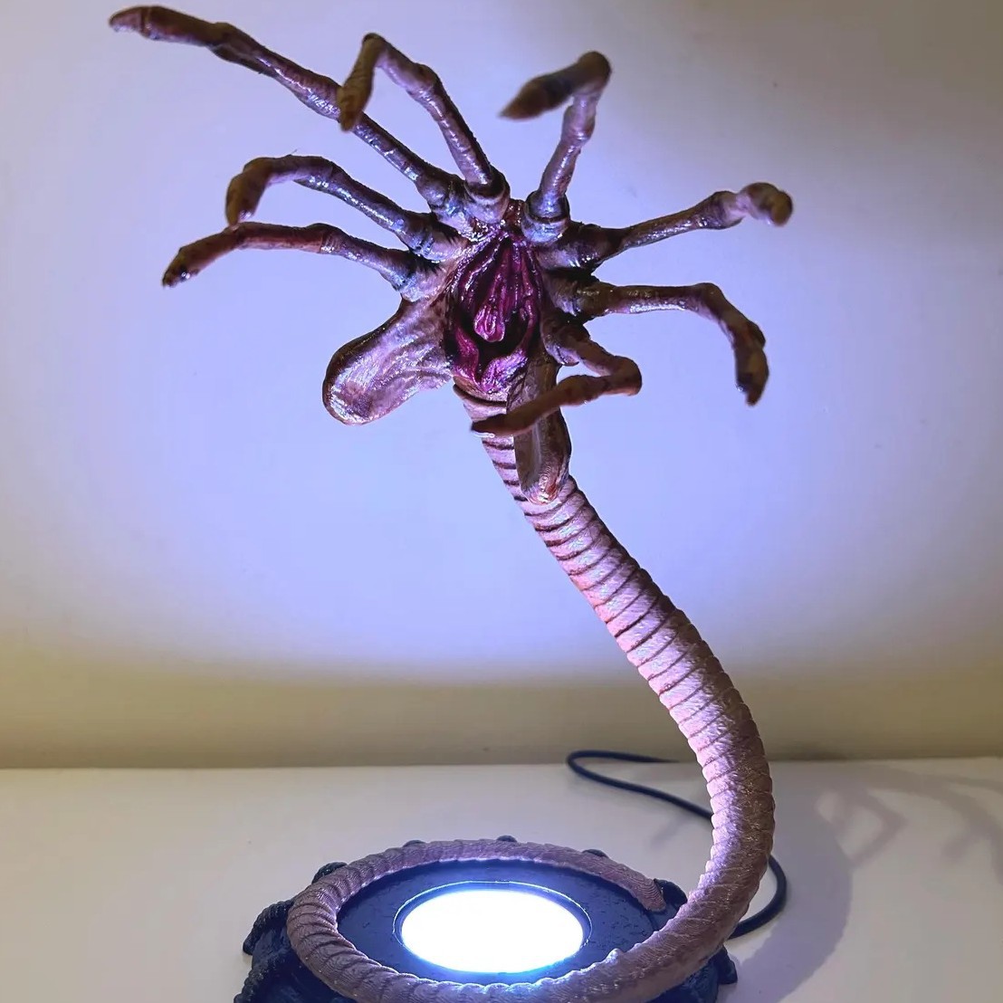 Alien Facehugger Lamp Nightlig - đánh giá và giá Lighting Decoration For Home